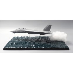 1/72 OCEAN LOW PASS DIORAMA BASE (AIRCRAFT NOT INCLUDED)